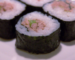 Tuna (Maguro) Nigiri